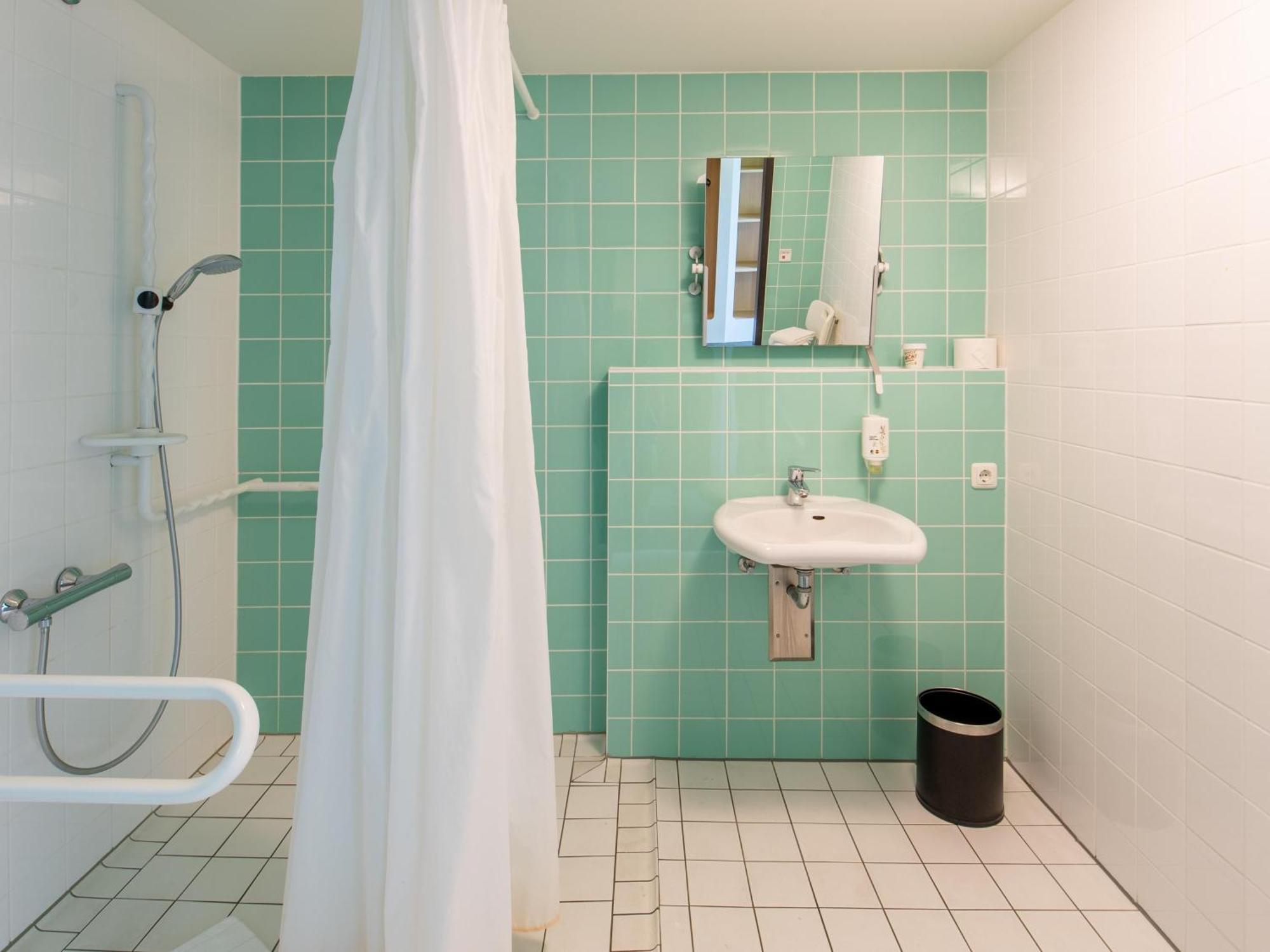 B&B Hotel Erlangen-Sued Dış mekan fotoğraf