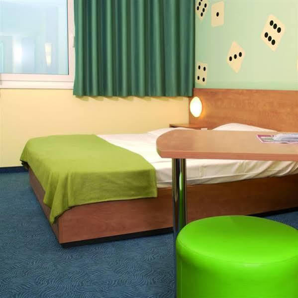 B&B Hotel Erlangen-Sued Dış mekan fotoğraf