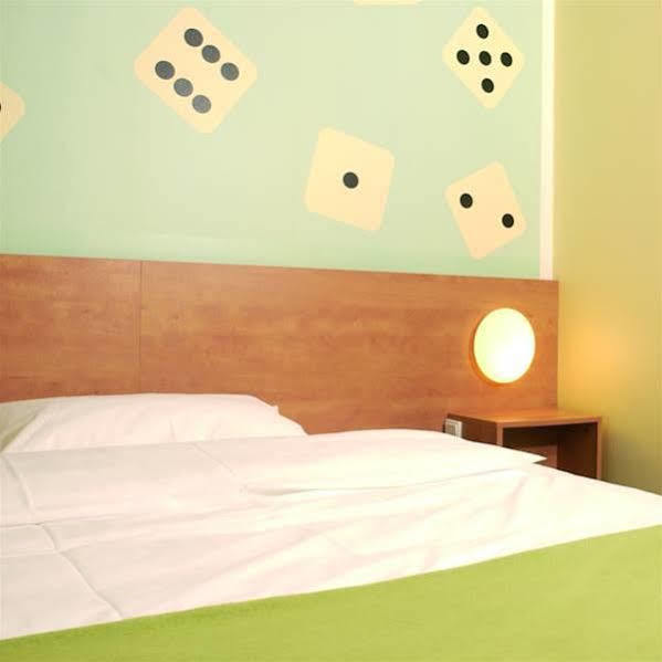 B&B Hotel Erlangen-Sued Dış mekan fotoğraf